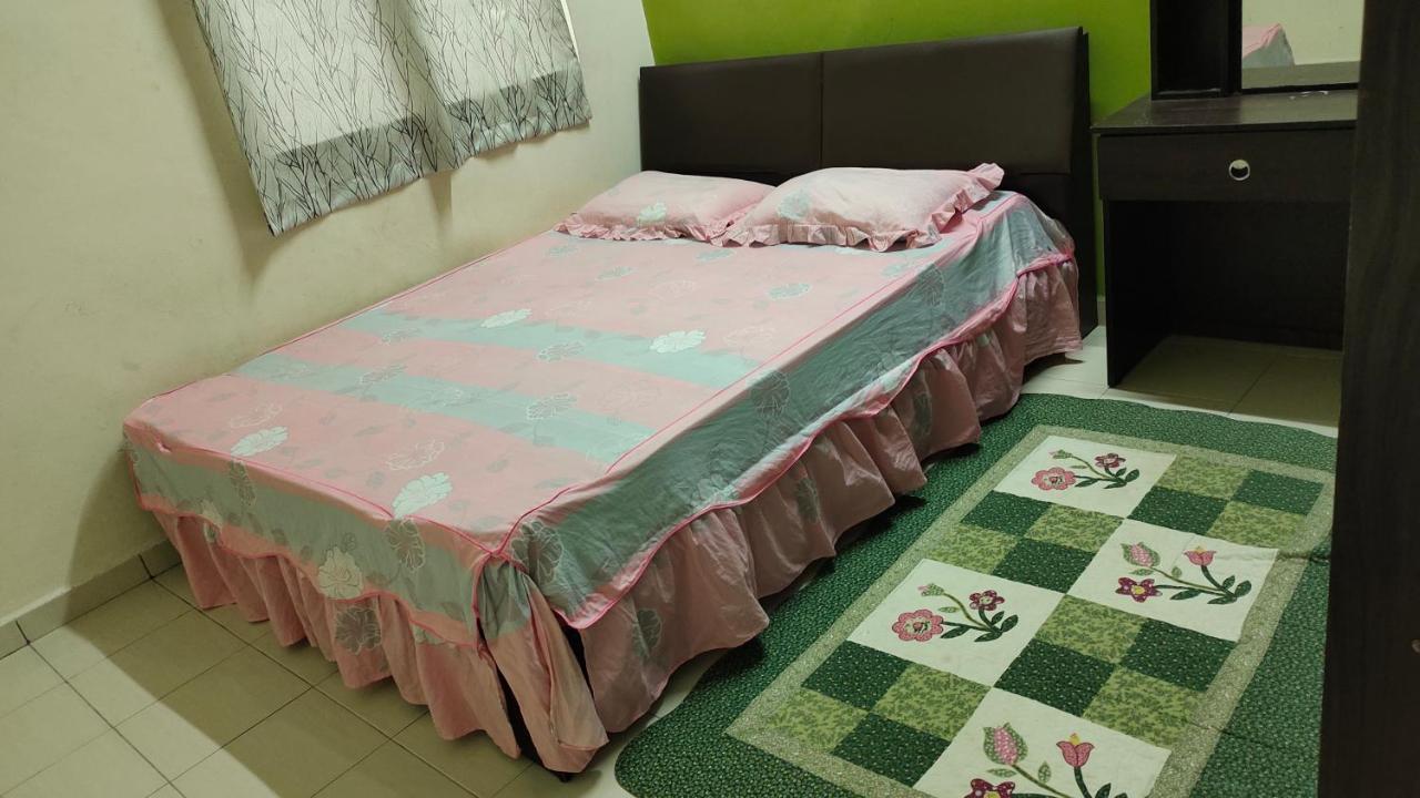 Muslim Dinaim Homestay Tanjong Malim Luaran gambar