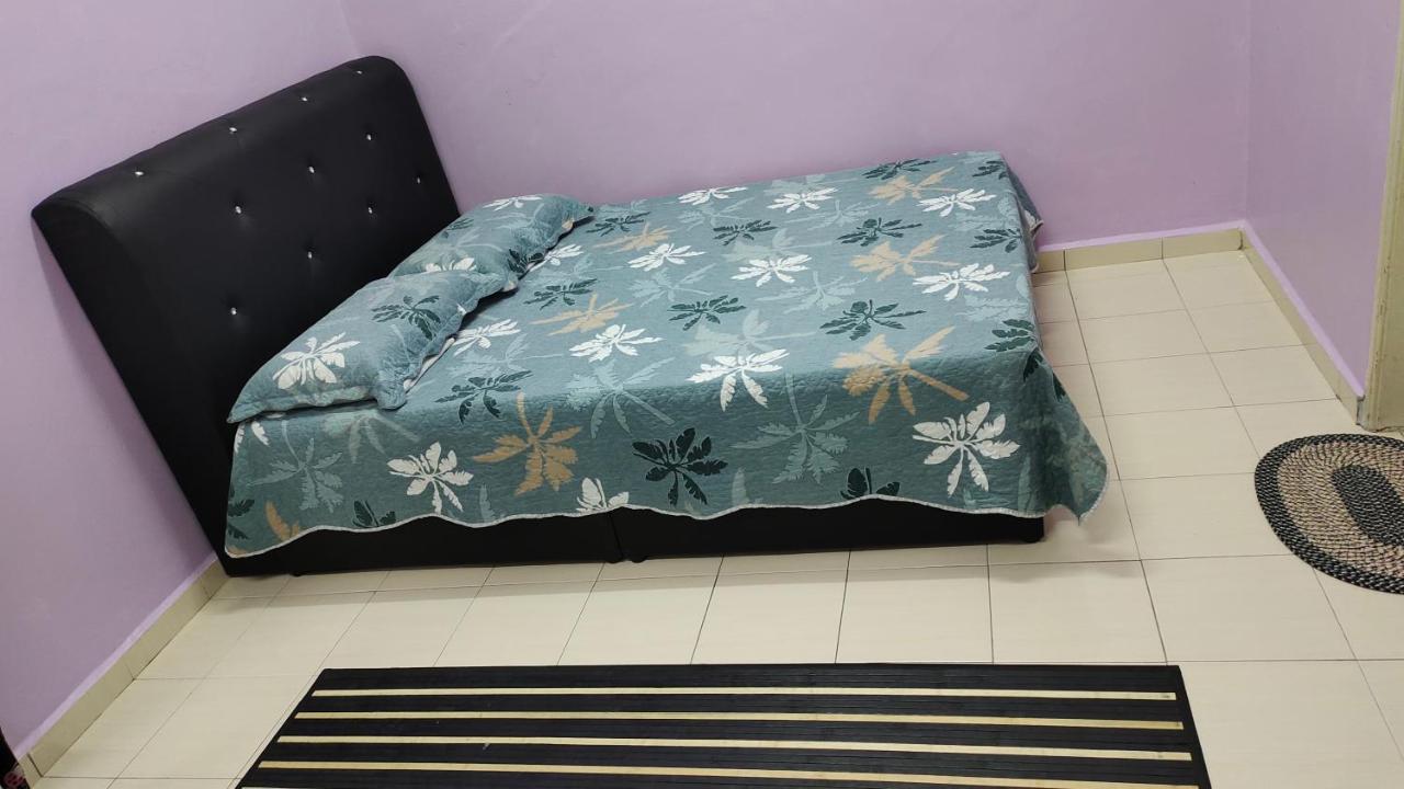 Muslim Dinaim Homestay Tanjong Malim Luaran gambar